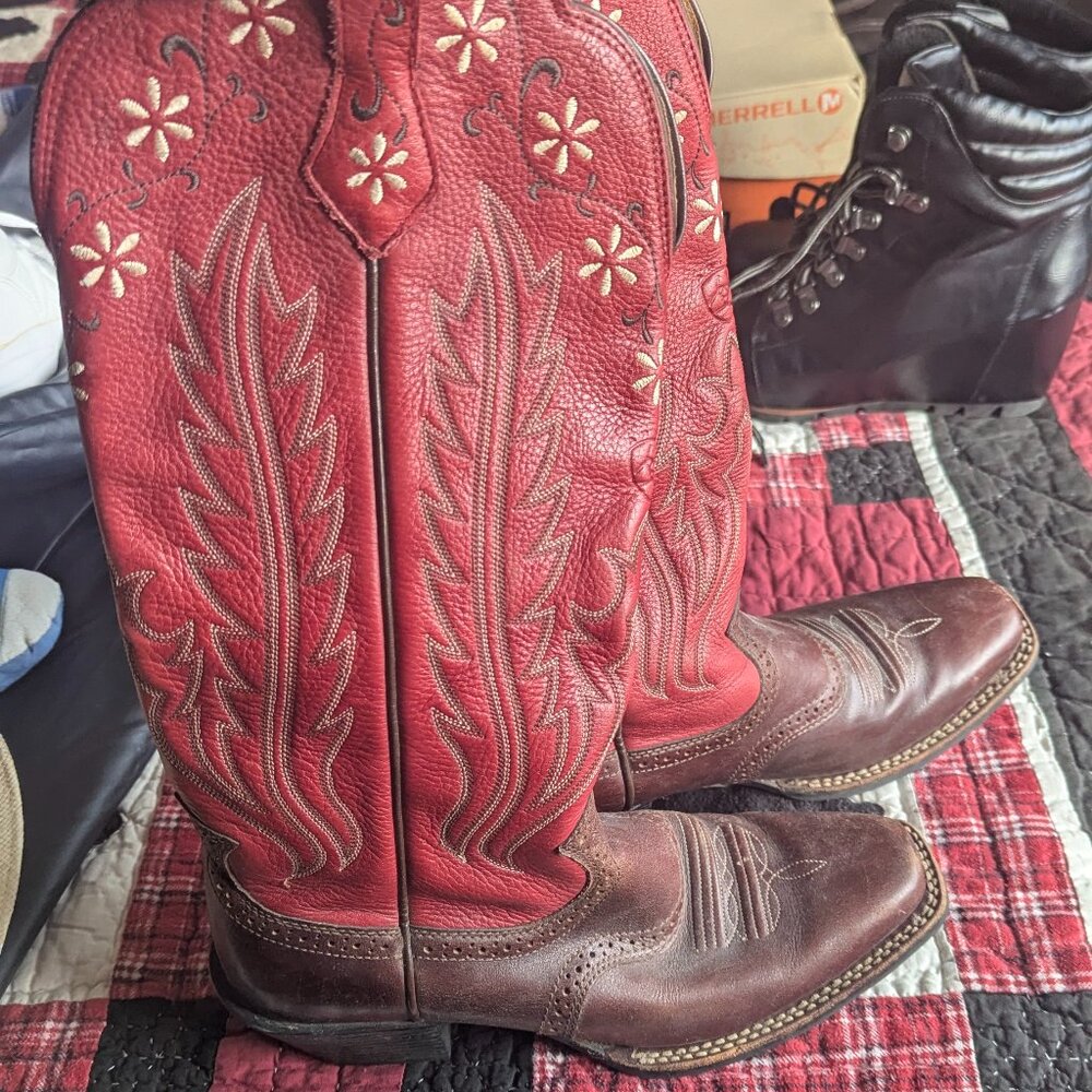 Ariat Cowgirl Cowboy Boots Western 8 B Knee High GORGEOUS